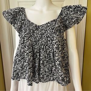 Universal Thread Women's Black and White Ruffle Short Sleeve Floral Blouse Sz M